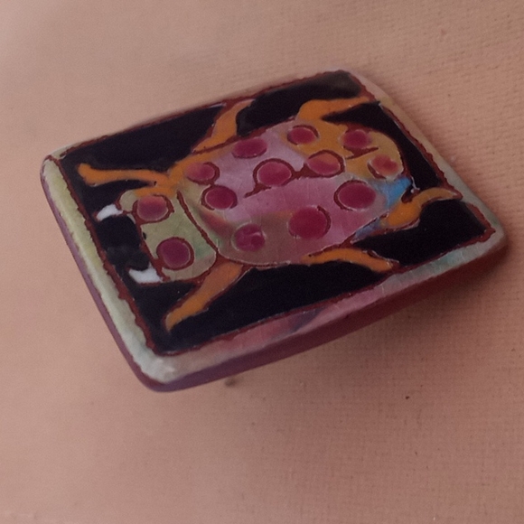 c'94 WASHINGTON LEDESMA HandMade Terracotta Beetle Brooch Wearable Pottery Art - Picture 3 of 12